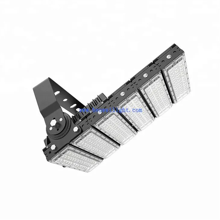 Светодиодный прожектор мощностью 500 Вт