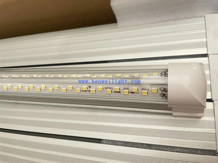 V-образные светодиодные люминесцентные лампы мощностью 72 Вт длиной 8 футов